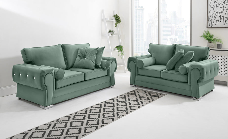Verona Plush 3+2 Fullback + Extra Cushions + Diamonds