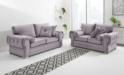 Verona Plush 3+2 Fullback + Extra Cushions + Diamonds