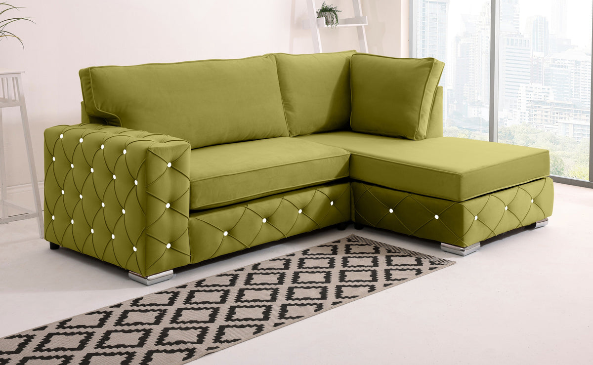 Milton Lounge Fullback - Facing Right + Diamonds