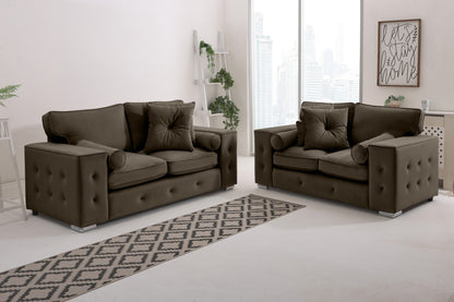 Howard 3+2 Fullback  + Bolster / Buttoned Cushions