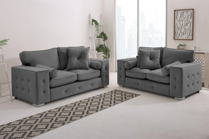 Howard 3+2 Fullback  + Bolster / Buttoned Cushions