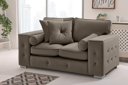 Howard 3+2 Fullback  + Bolster / Buttoned Cushions